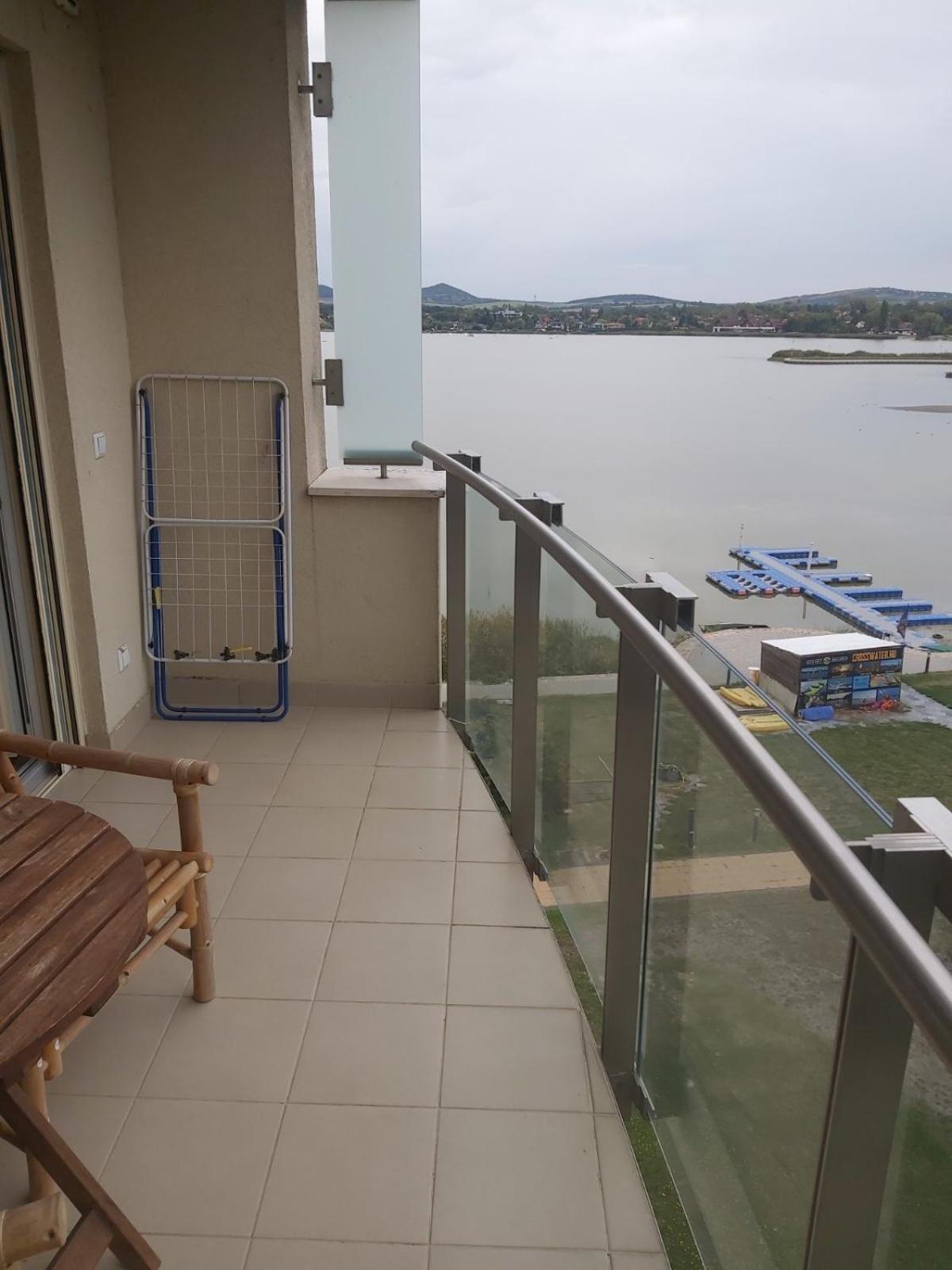 Wellness Apartments In Velence Buitenkant foto