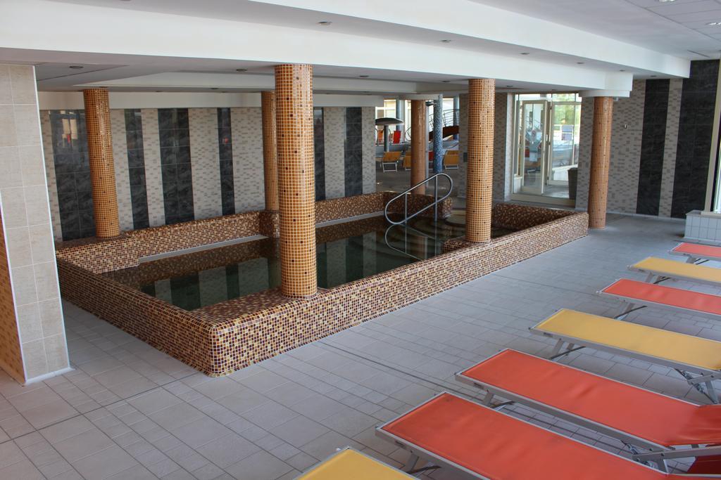 Wellness Apartments In Velence Buitenkant foto