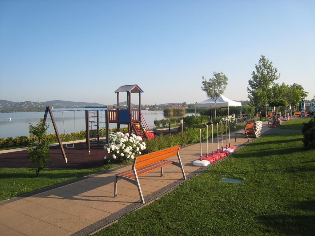 Wellness Apartments In Velence Buitenkant foto
