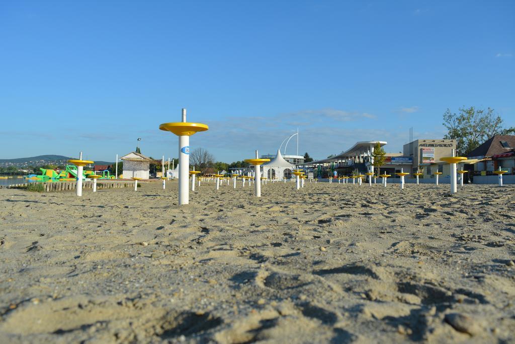 Wellness Apartments In Velence Buitenkant foto