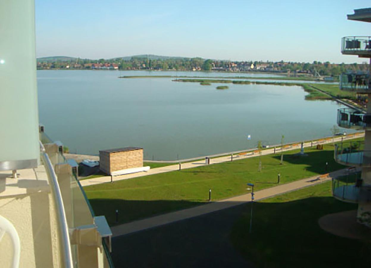 Wellness Apartments In Velence Buitenkant foto