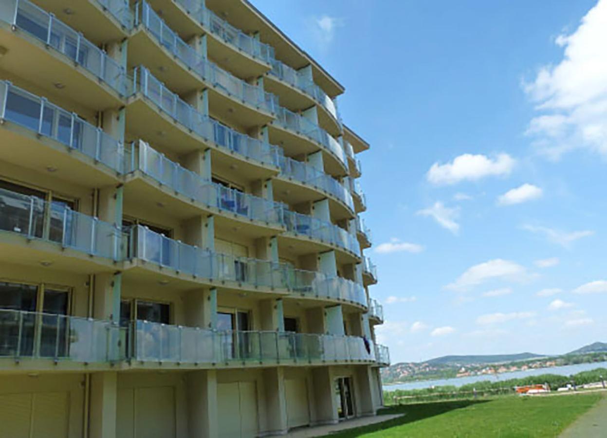 Wellness Apartments In Velence Buitenkant foto